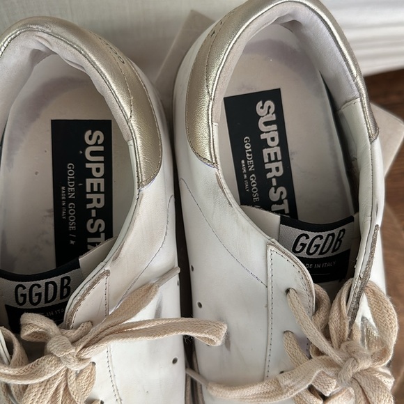 Golden Goose Classic Super-Star white and gold heel. Like new worn once! - Picture 2 of 7